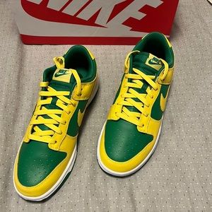 Brand New Men’s Sz 10 Nike Dunk ‘Reverse Brazil’ w/ Box